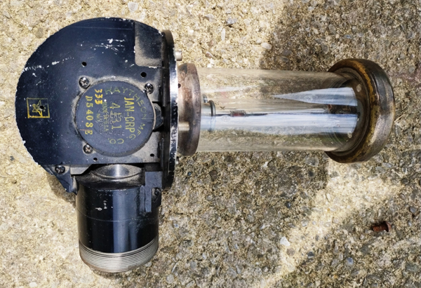 f magnetron tube 5740 .jpg